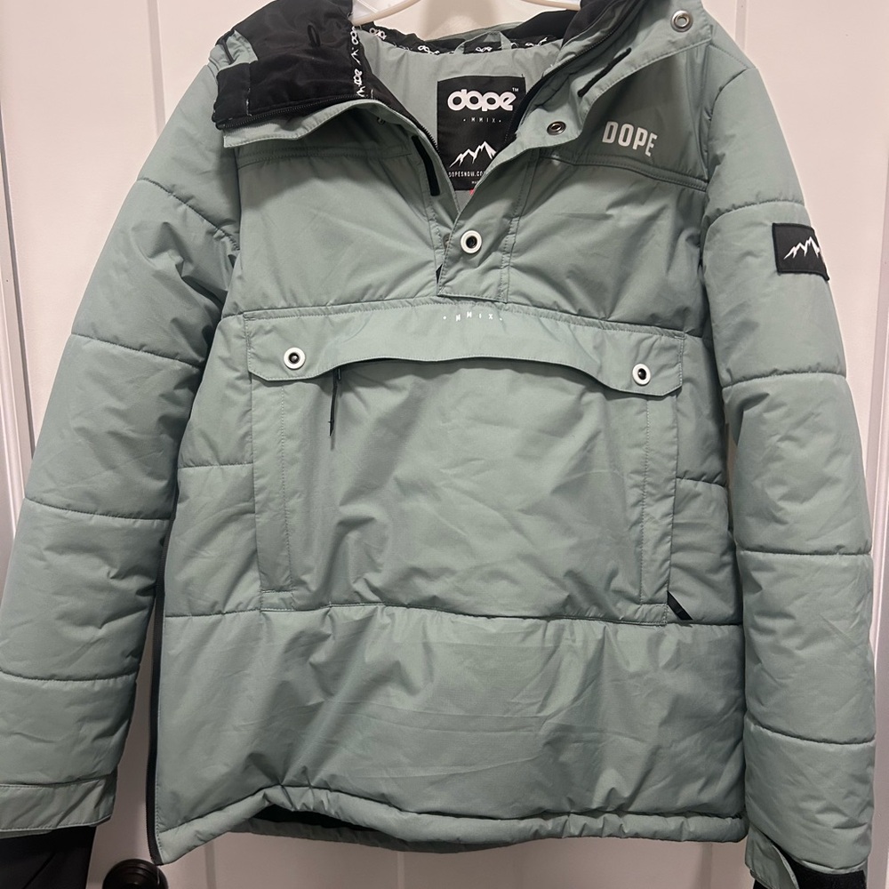 DOPE Women’s Sage Green Ski Jacket